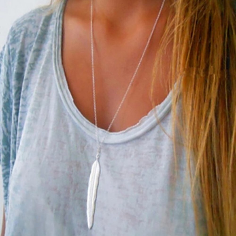 NEW cute necklace feather  jewelry